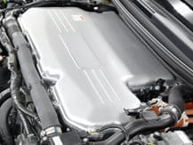Around the world, efforts are being made to harness the power of hydrogen, the most abundant element in the universe. Using hydrogen results in zero CO2 emissions. Fuel cell vehicles are ideal eco-cars. Fuel Cell Vehicle (FCV) are an expected market trend.